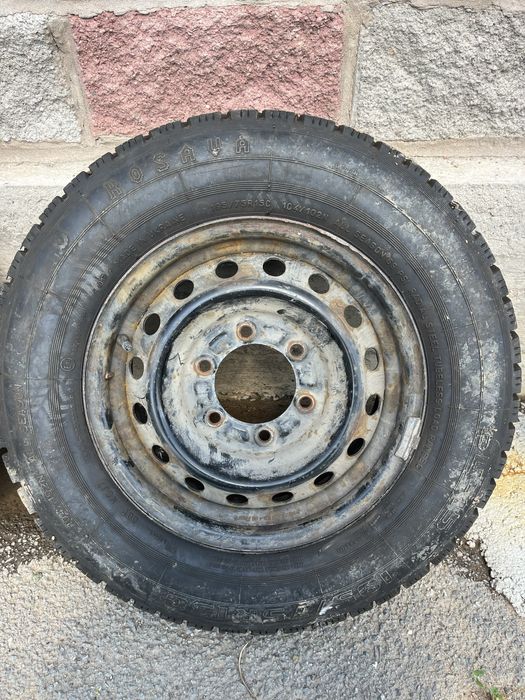 Продам резина и жезеный диск на хайс