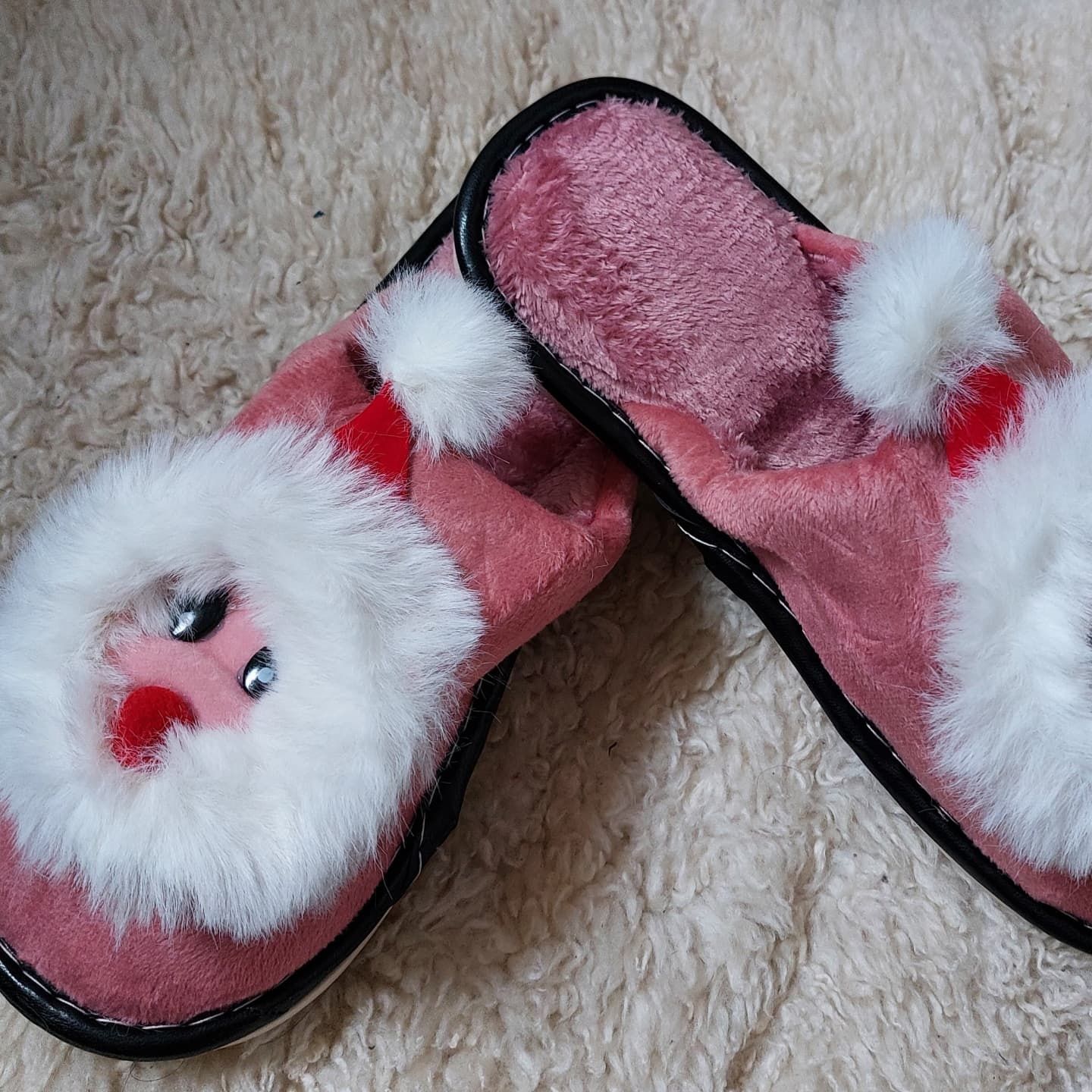 Papuci dama Mos Crăciun
