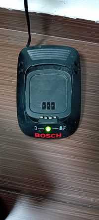 Masina de găurit Bosch pe aumulator 18v