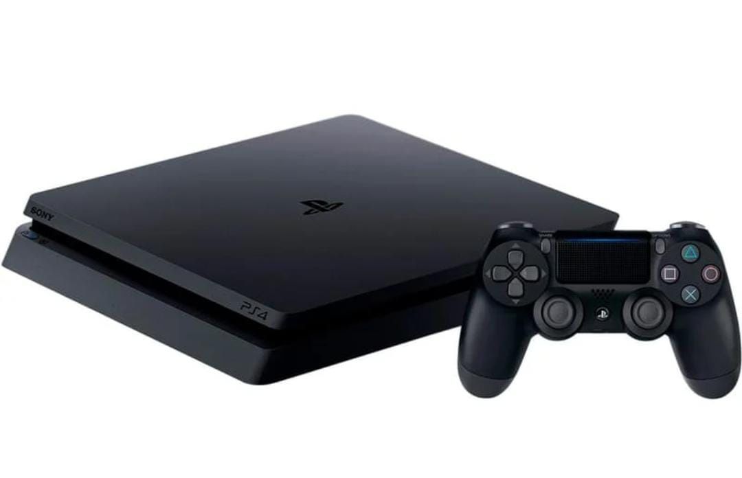 Продам игровую приставку ps 4 slim