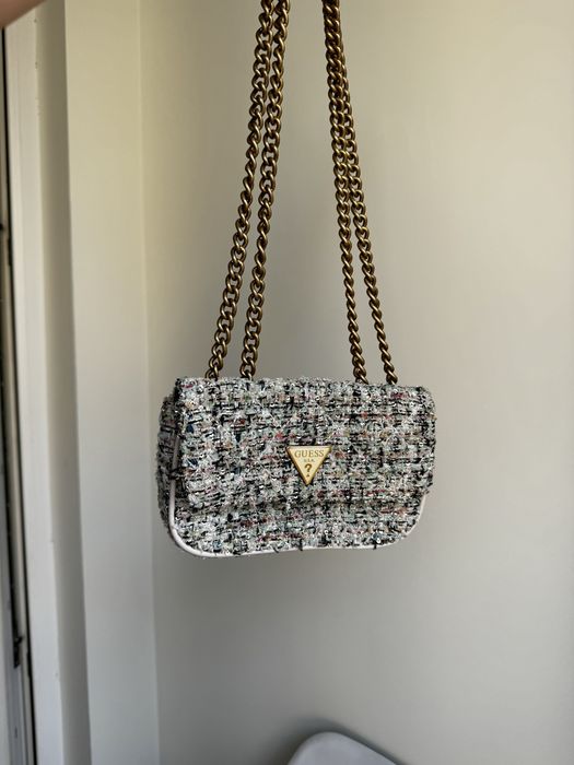 Продам оригинал сумку Guess