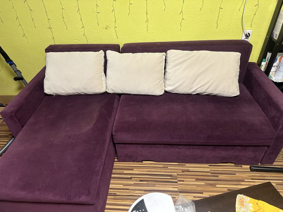 Диван с функция сън