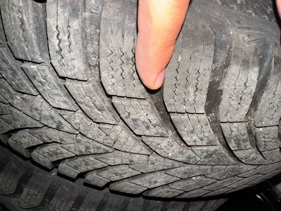 Anvelope iarnă Continental WinterContact TS860 – 195/60 R15 cu jante