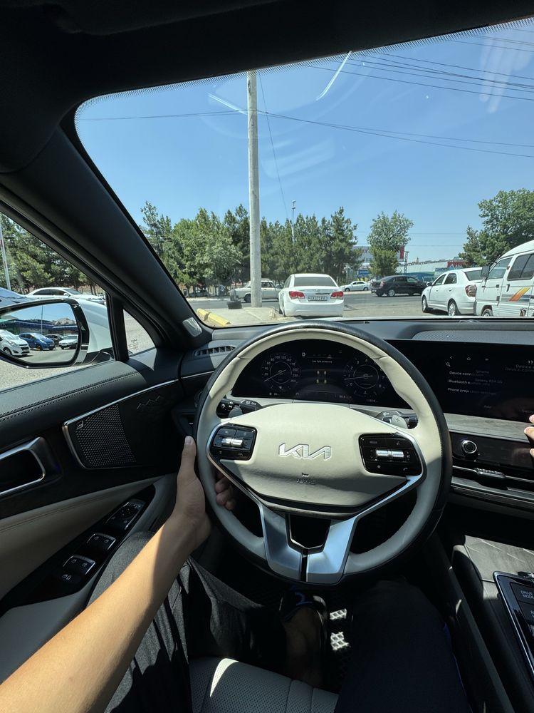 Kia K8 Full sotiladi holati idyal rangi beliy murojat uchun telfonqiln