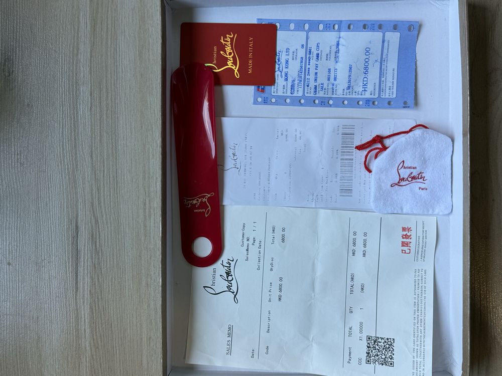 Christian Louboutin Sharkina - чисто нови с документ.