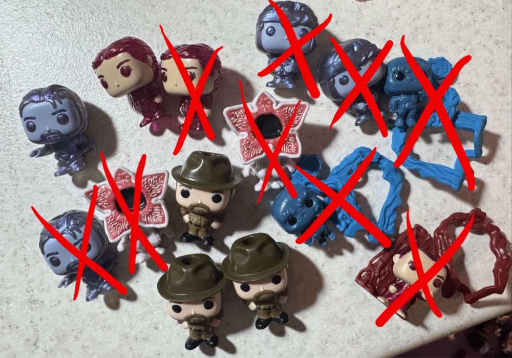 Игрушки kinder joy ОСД очень странные дела