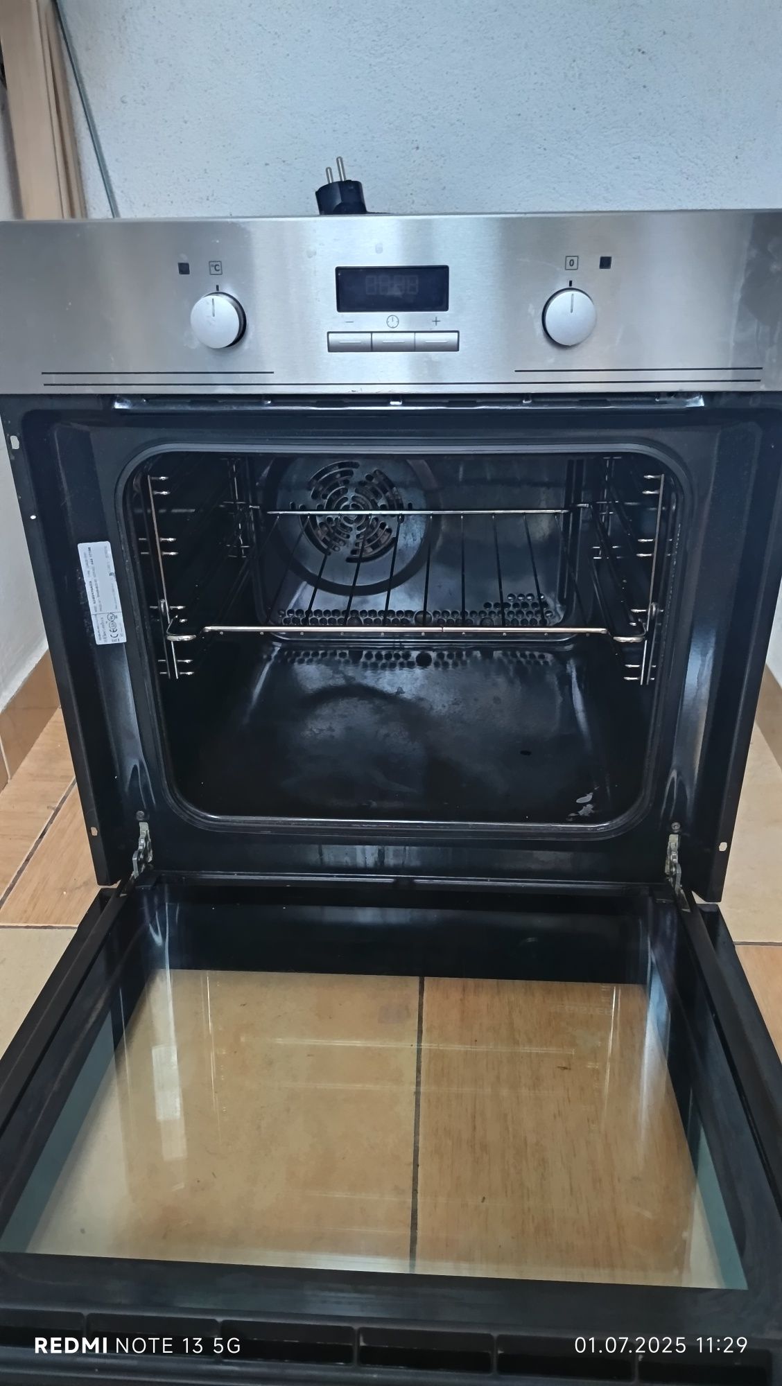 Cuptor electric  în perfectă stare