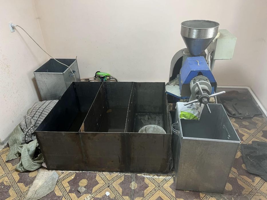 Продается оборудование  по изготовлнеию подсолнечного  масло