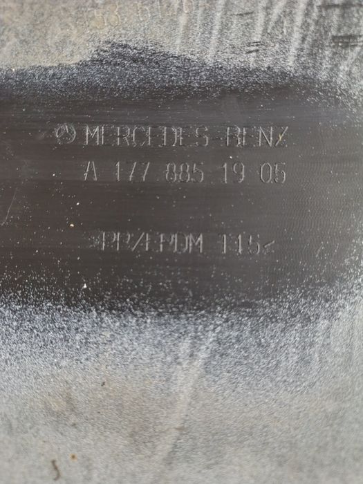 Bara fata Mercedes A-Class W177 Facelift an 2022-2025