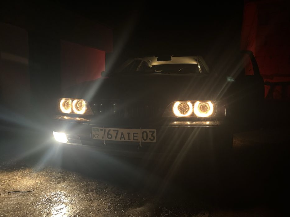 продам Бмв е39 520 бензин