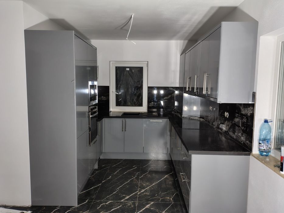 Firma de Montaj mobilier Brico ,Leroy , Dedeman