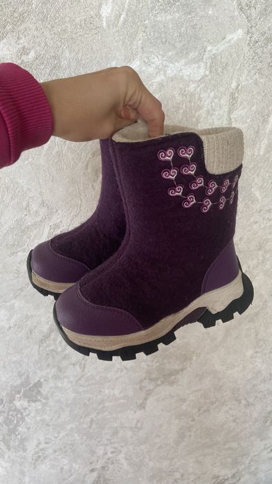 Войлочные зимние сапожки на натуральном меху + подарок . 28 размер