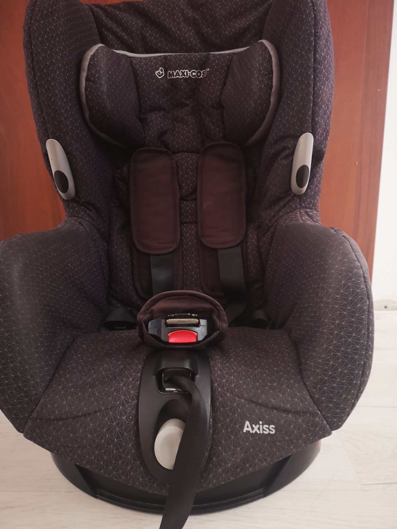 Стол за кола maxi cosi
