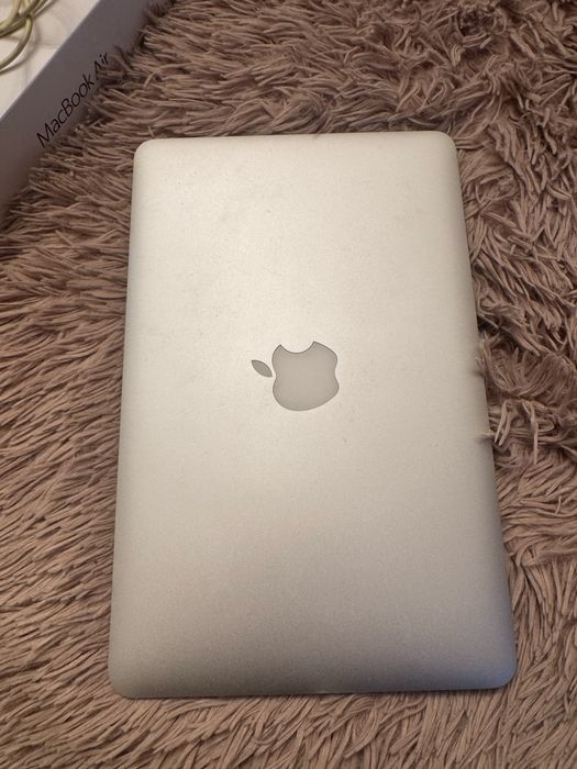 Продам MacBook Air (11-inch,Early 2015)
