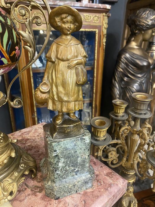 Statueta bronz/marmura/ semnata