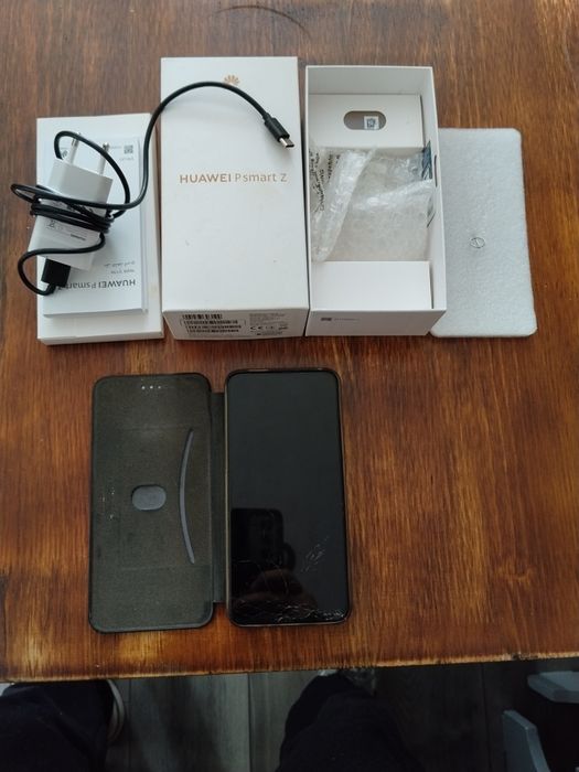 Telefon mobil Huawei in stare buna.