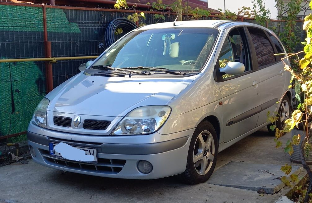 Vând Renault  scenic  1.9 dci. 2003