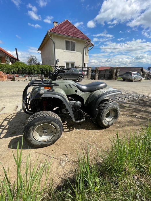 Vând atv adly 200