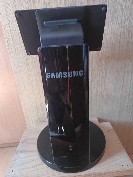 Stand monitor Samsung, 2 porturi USB integrate, conexiune VESA 100x200