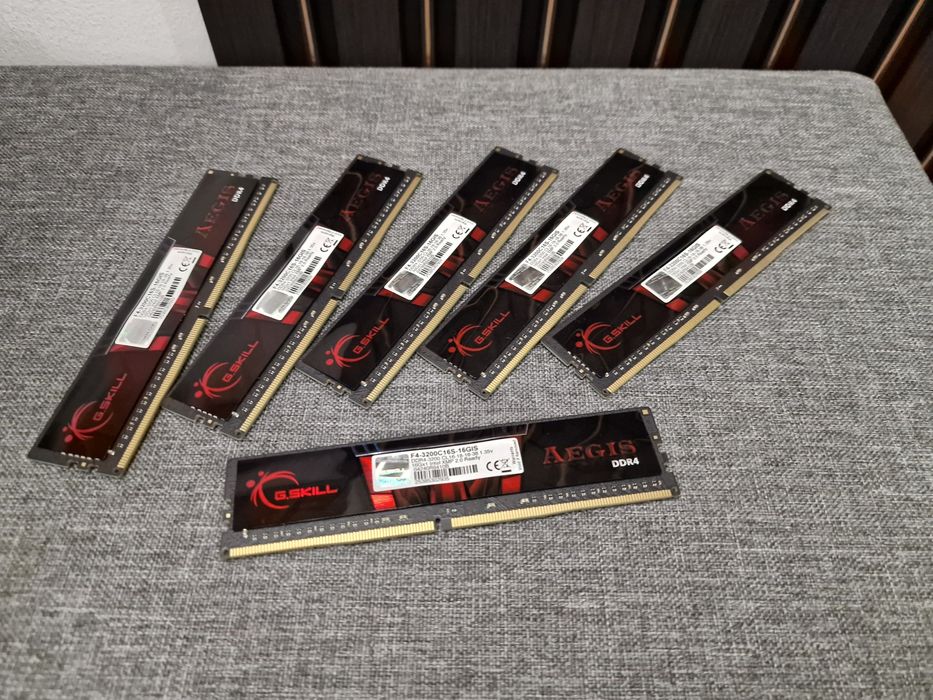 Memorii RAM G. Skill de16gb la 3200 MHz, CL 16