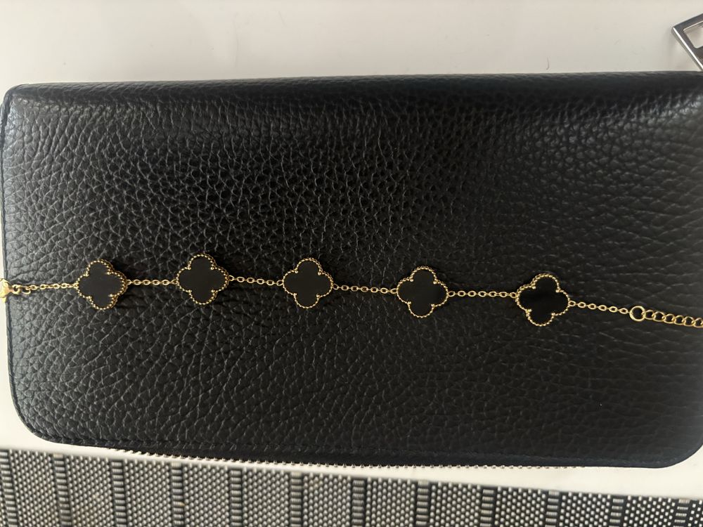 Гривна детелина по модел на van cleef