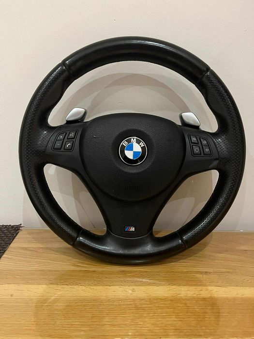 M волан с пера BMW e9x, e8x