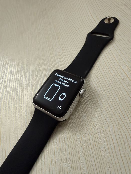 Продам Apple Watch series 3 38mm