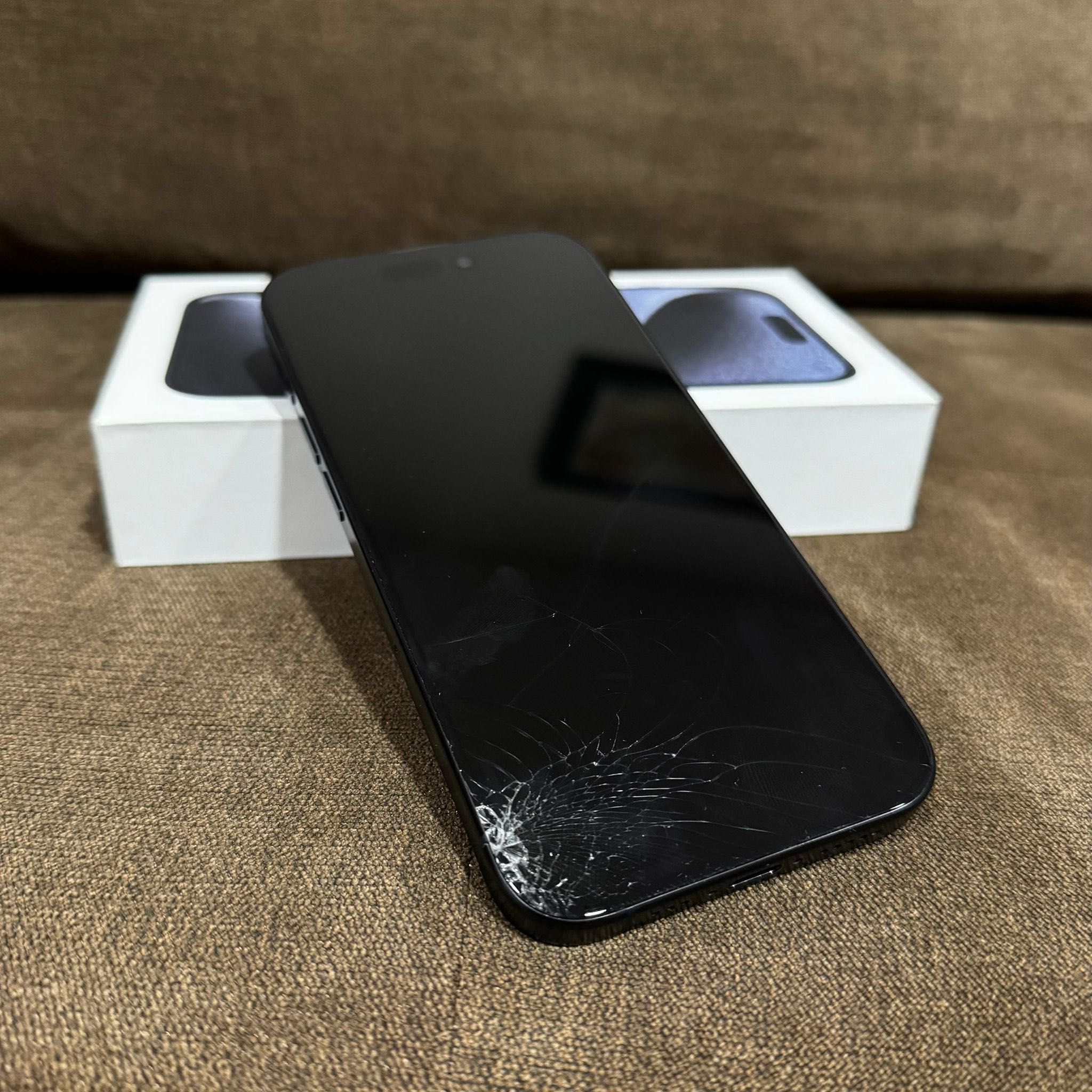 iPhone 15 Pro 256GB