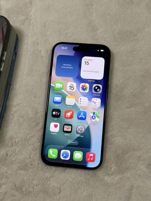 iPhone 15 Pro 98% baterie Blue titanium + 3 huse / cablu ca si nou