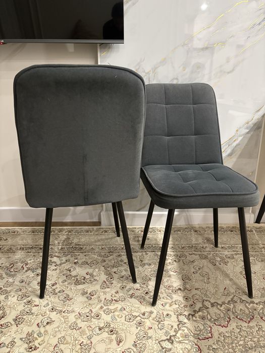 Продается два стульчика