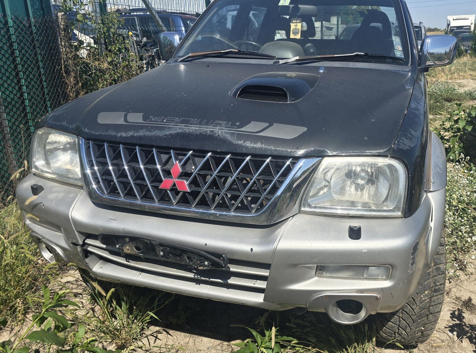 Mitsubishi l200 2.5td 116 коня на части