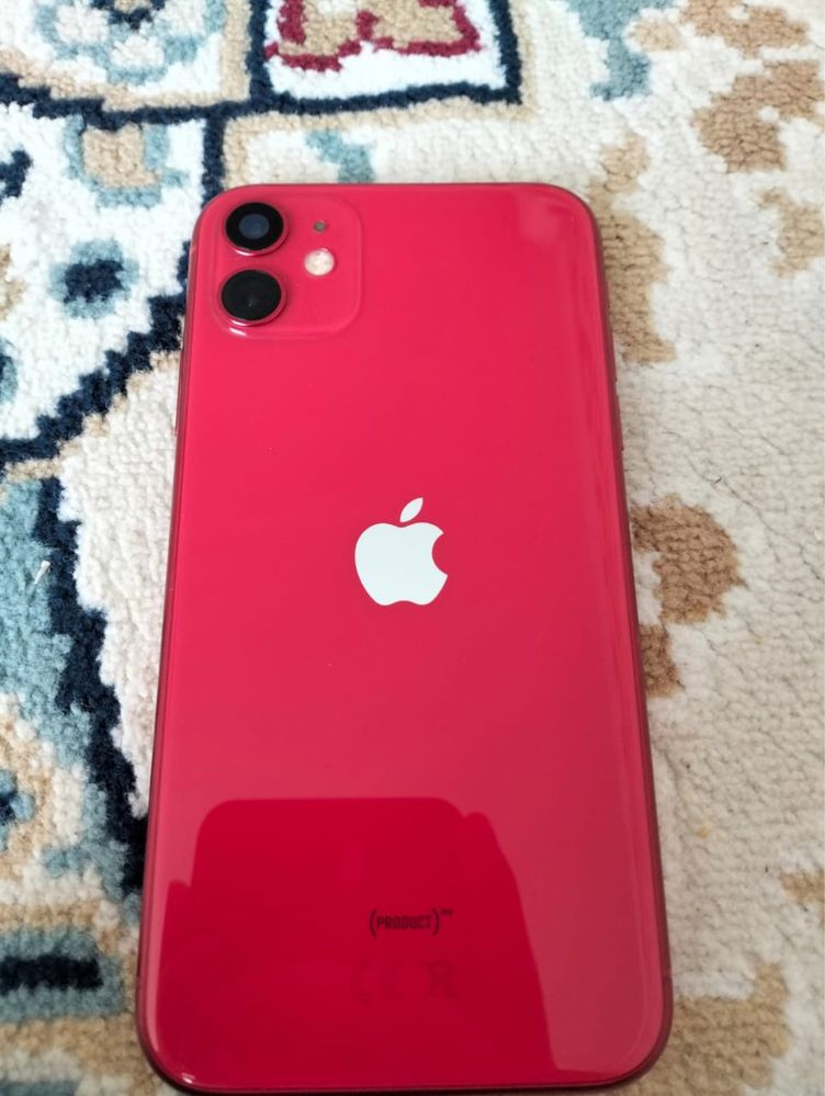 iPhone 11 Красный