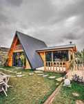 Cabana stil A-Frame si case din structura de lemn