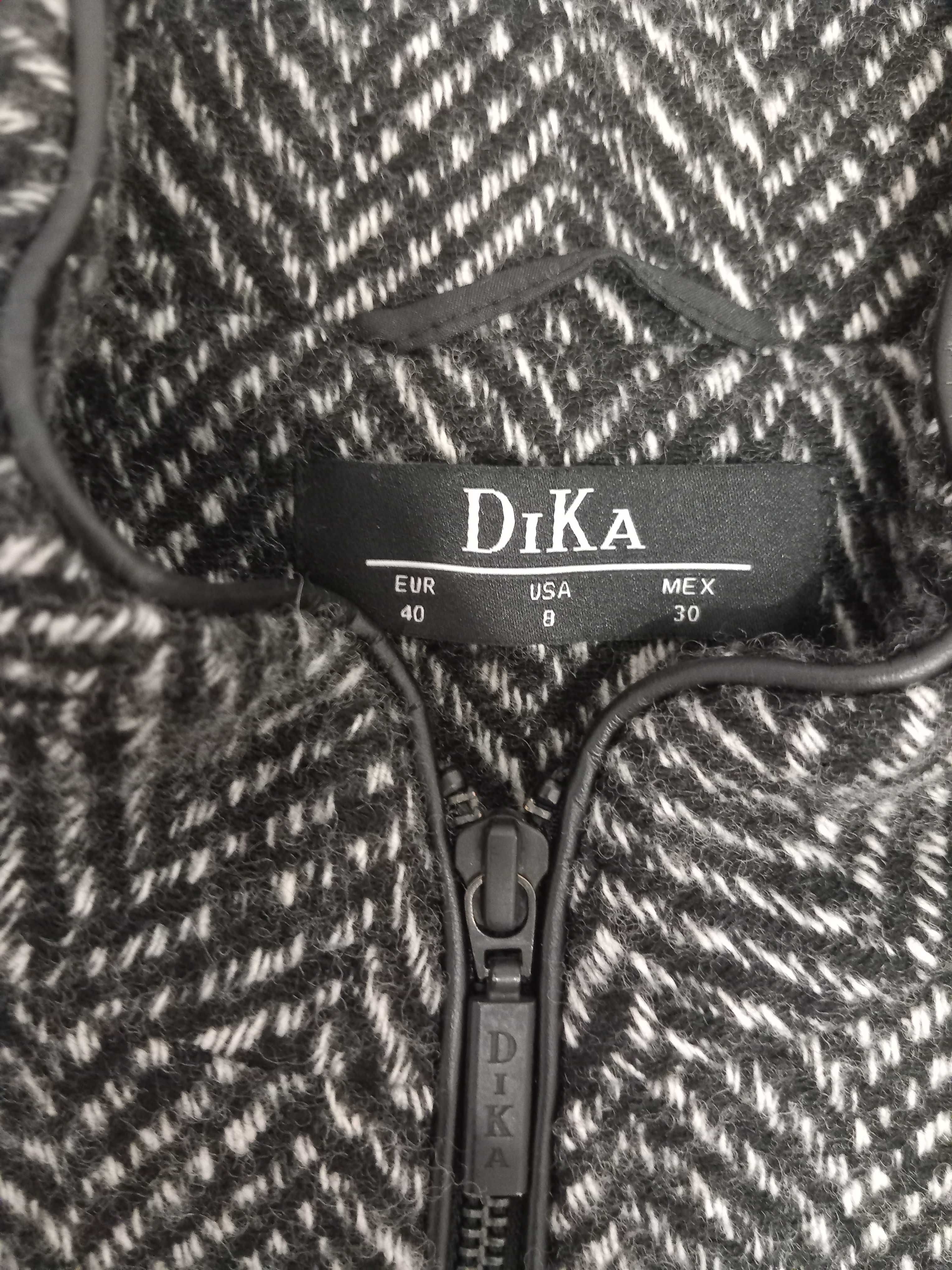 Дамско палто DIKA