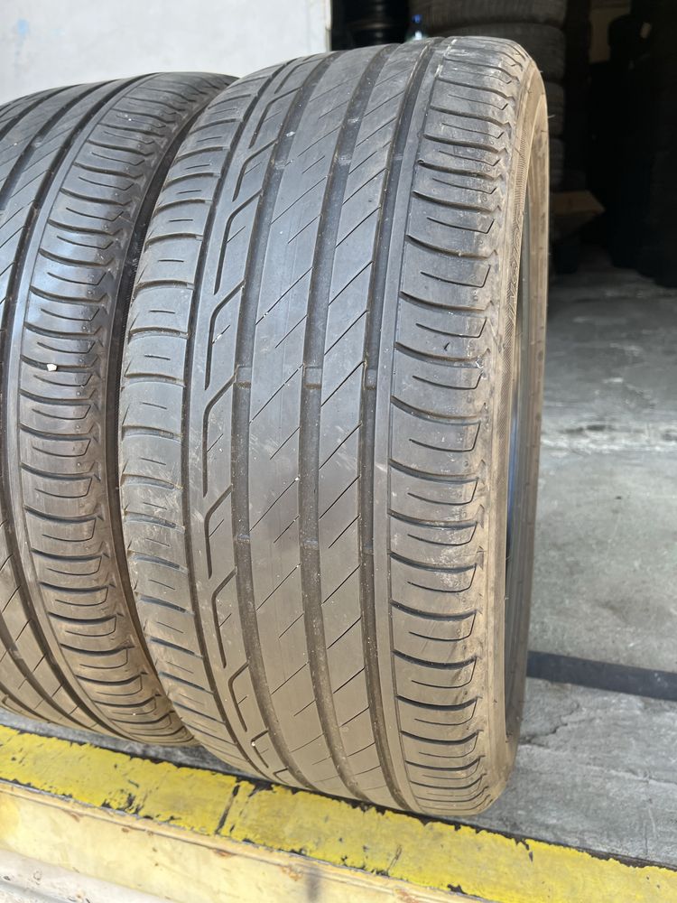 2 бр. летни гуми 225/45/17 Bridgestone DOT 4616 4,5 mm