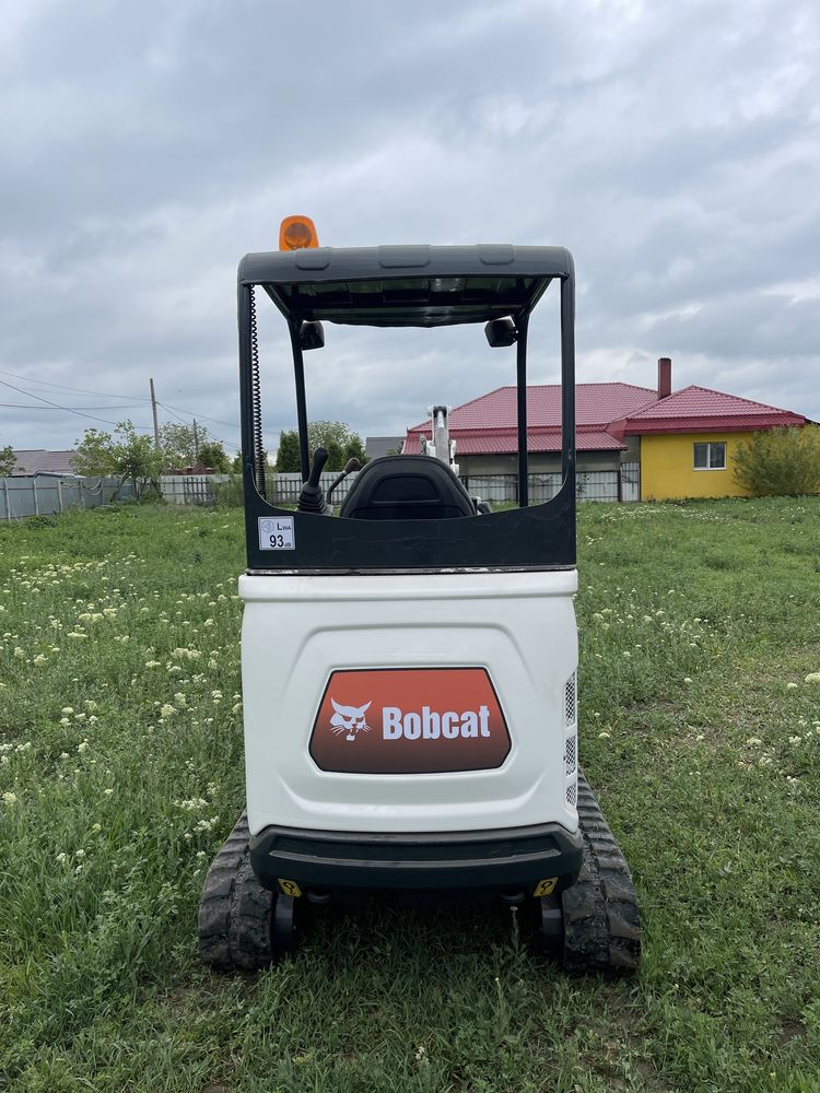 Bobcat E19 miniexcavator