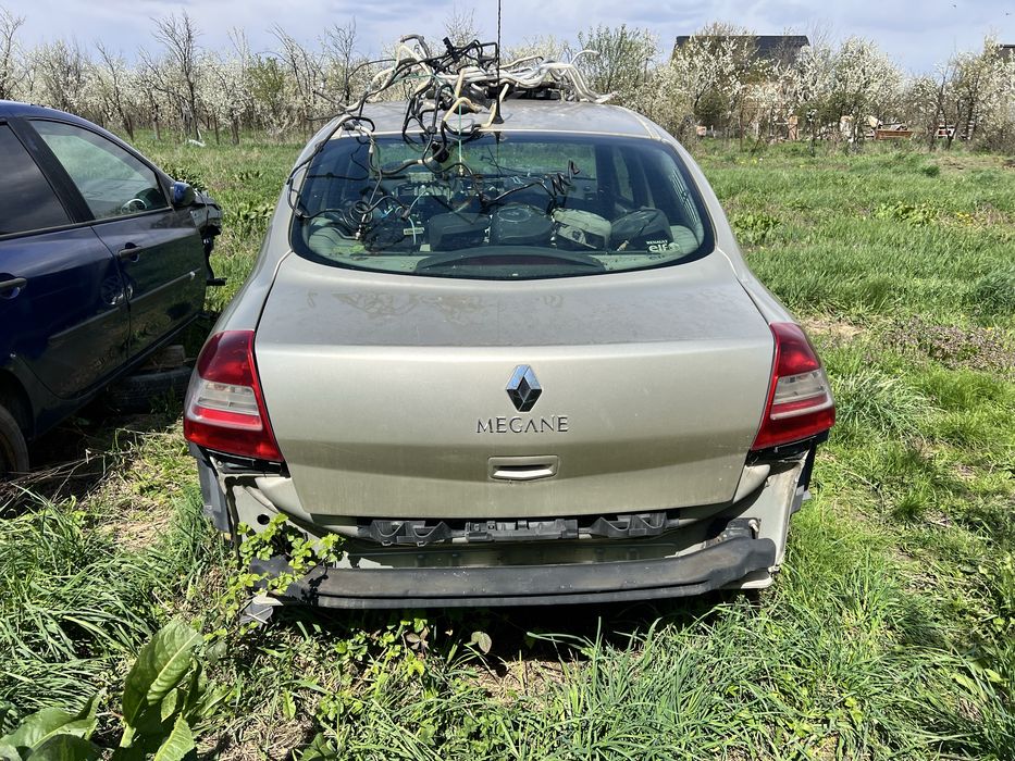 Vand piese Renault Megane 2-2004/2008 diesel/benzina