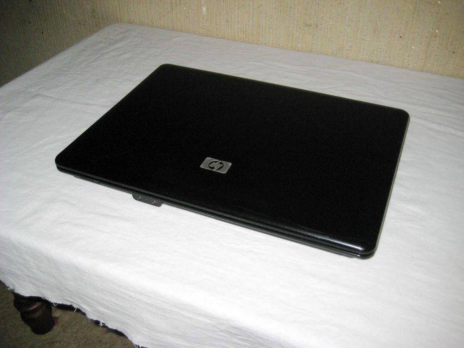 Ноутбук HP офисный батарея долга держит отличном рабочим состоянии