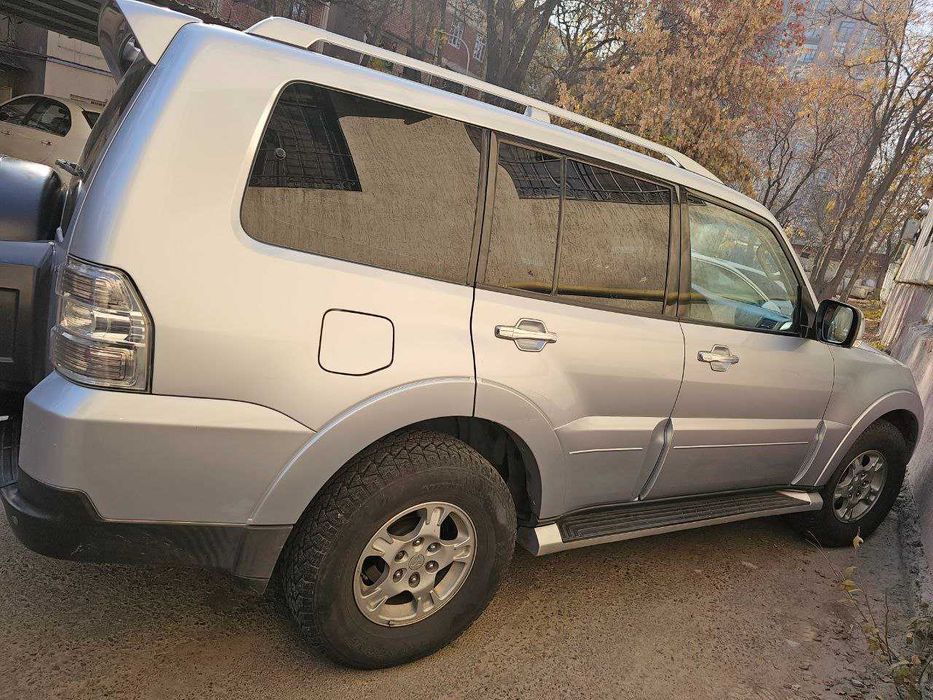 Мицубиси Паджеро