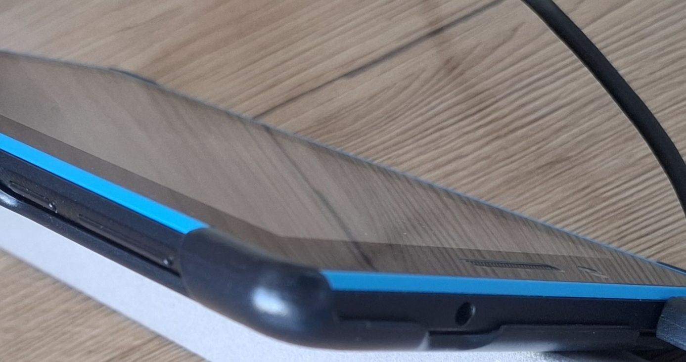 Таблет Lenovo Tab3 7"