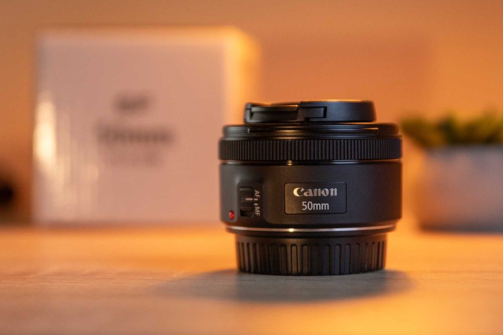 обектив Canon EF 50mm f/1.8 STM + ND Hoya филтър 6 стопа (НОВ)