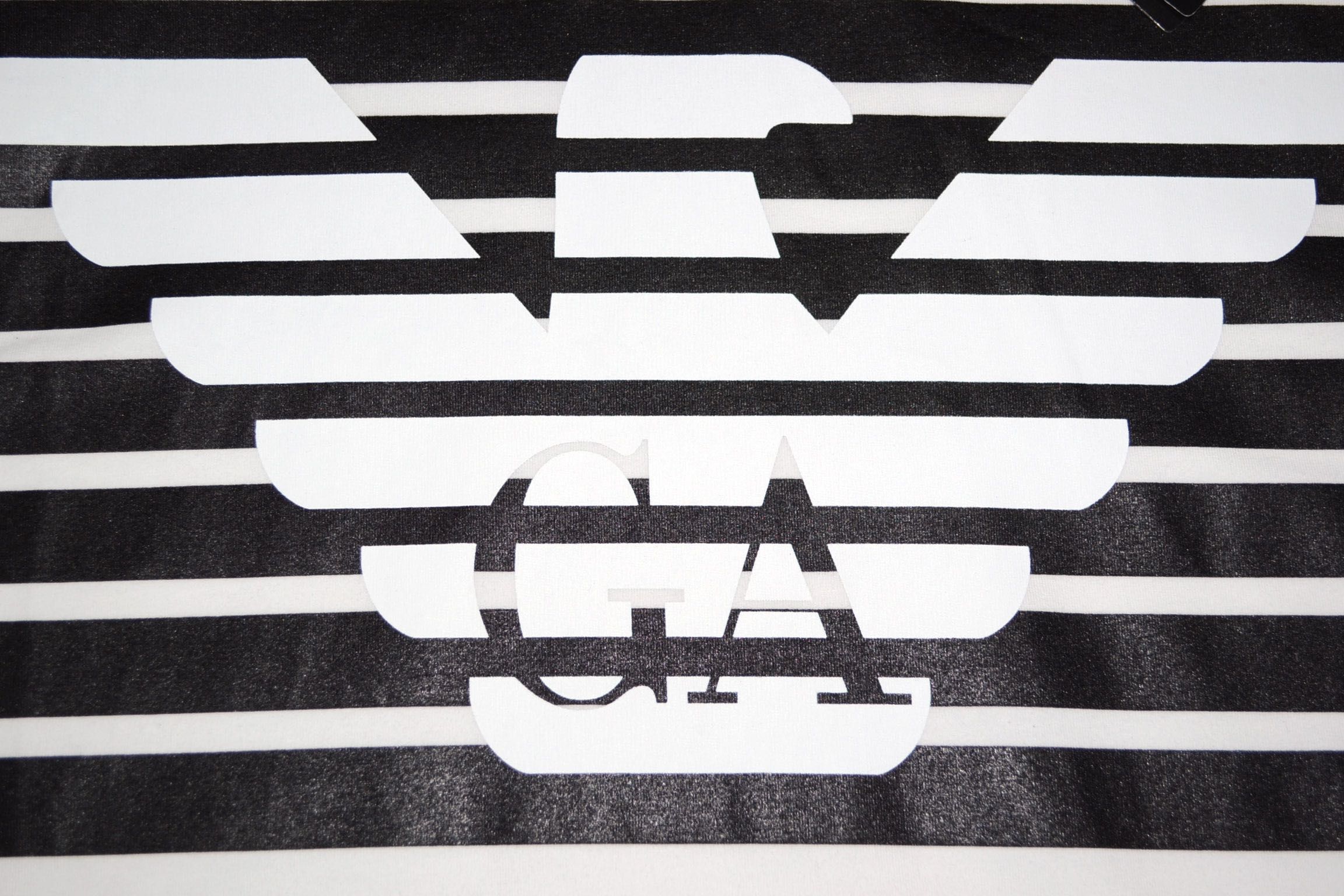 EA7 , Emporio Armani - мъжка тениска, размер M