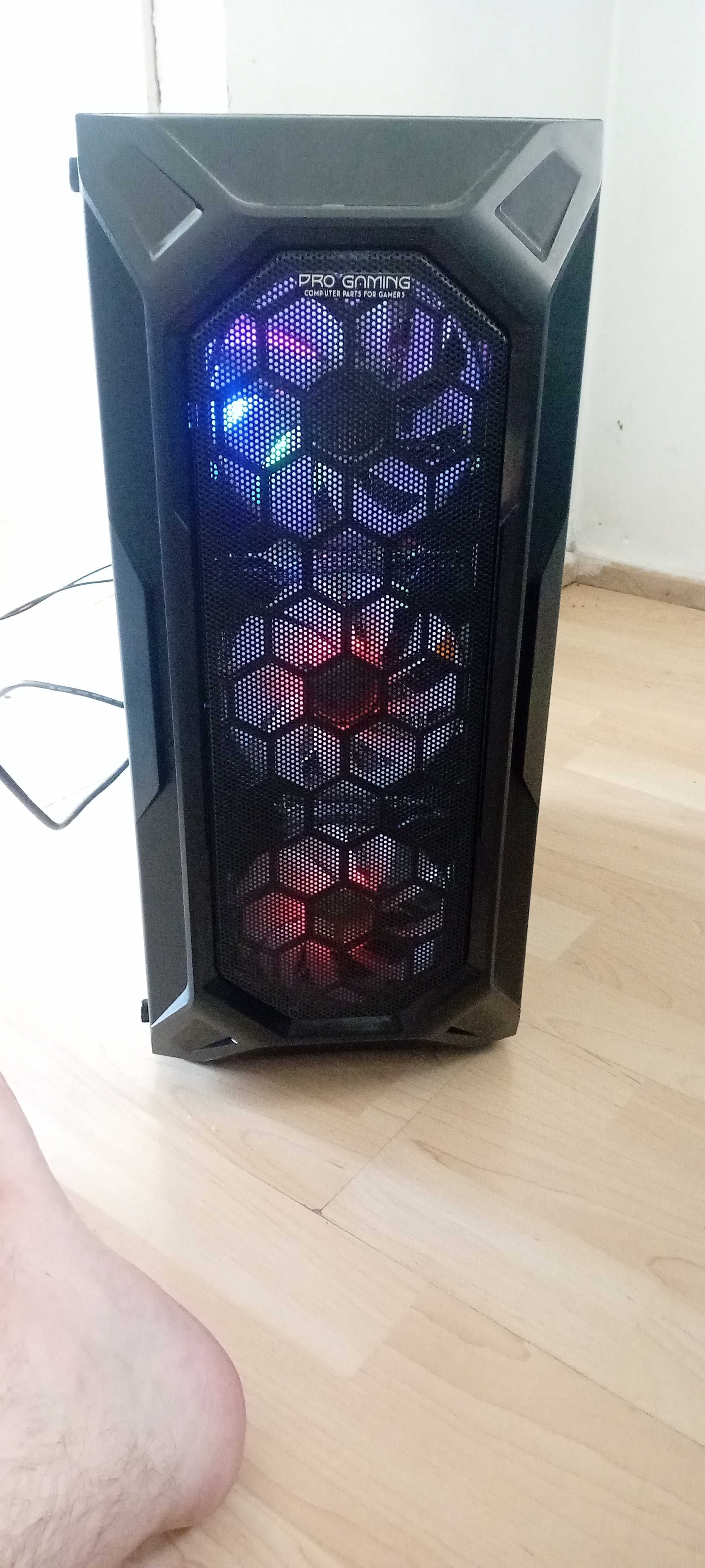 Calculator Gaming I7 6700 , RX580 8GB DDR5, 16GB DDR4, SSD 256, 1TB
