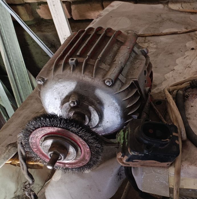 Продаётся точильный станок