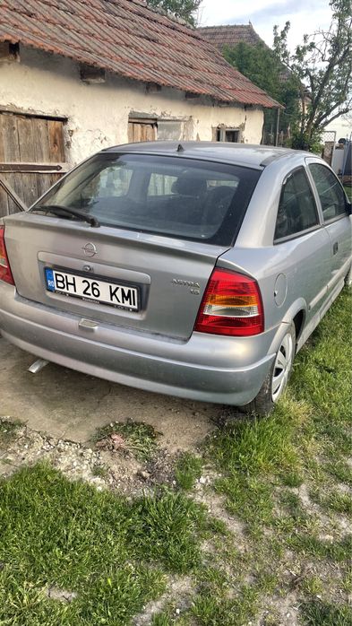 Opel astra G 2 usi 1.6 benzina
