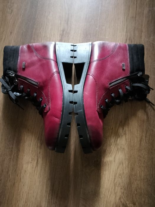 Vând botine dama,noi