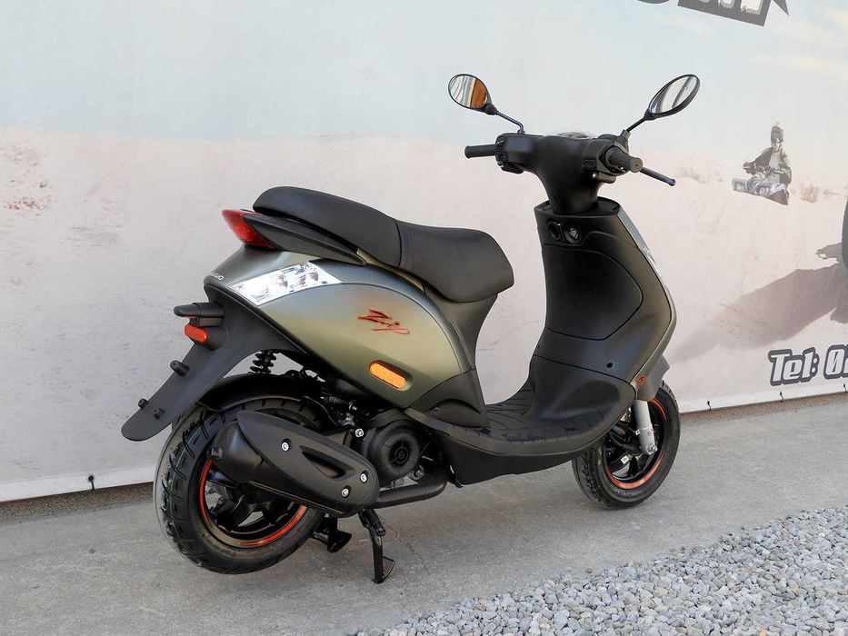 Lichidare Scuter Piaggio Zip 50 S E5 2024 | Rate | Leasing