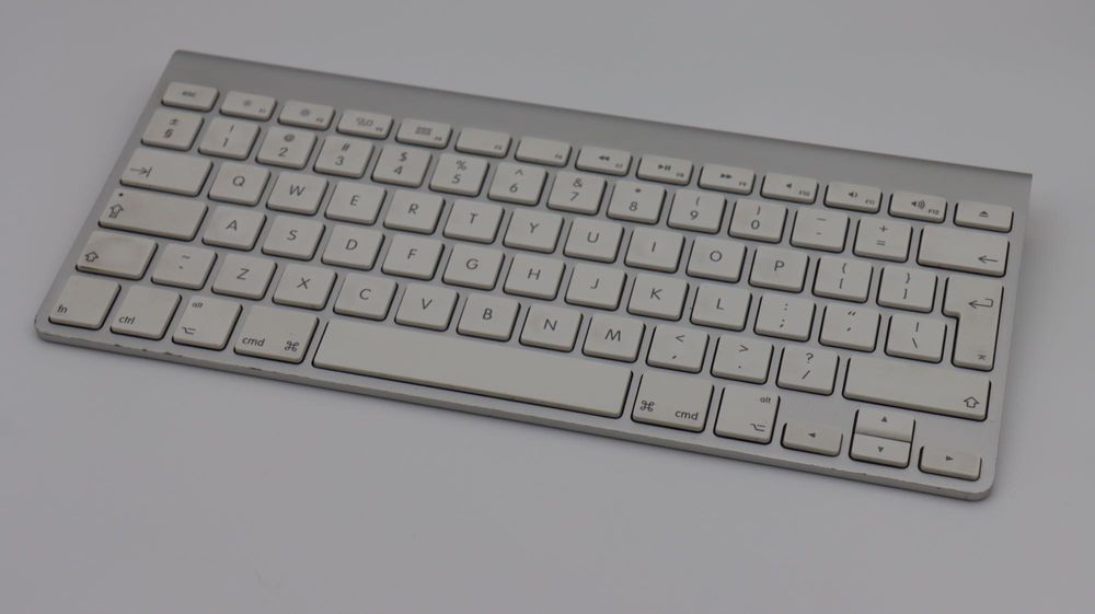 Tastatură Apple Wireless Keyboard A1314 (Bluetooth)