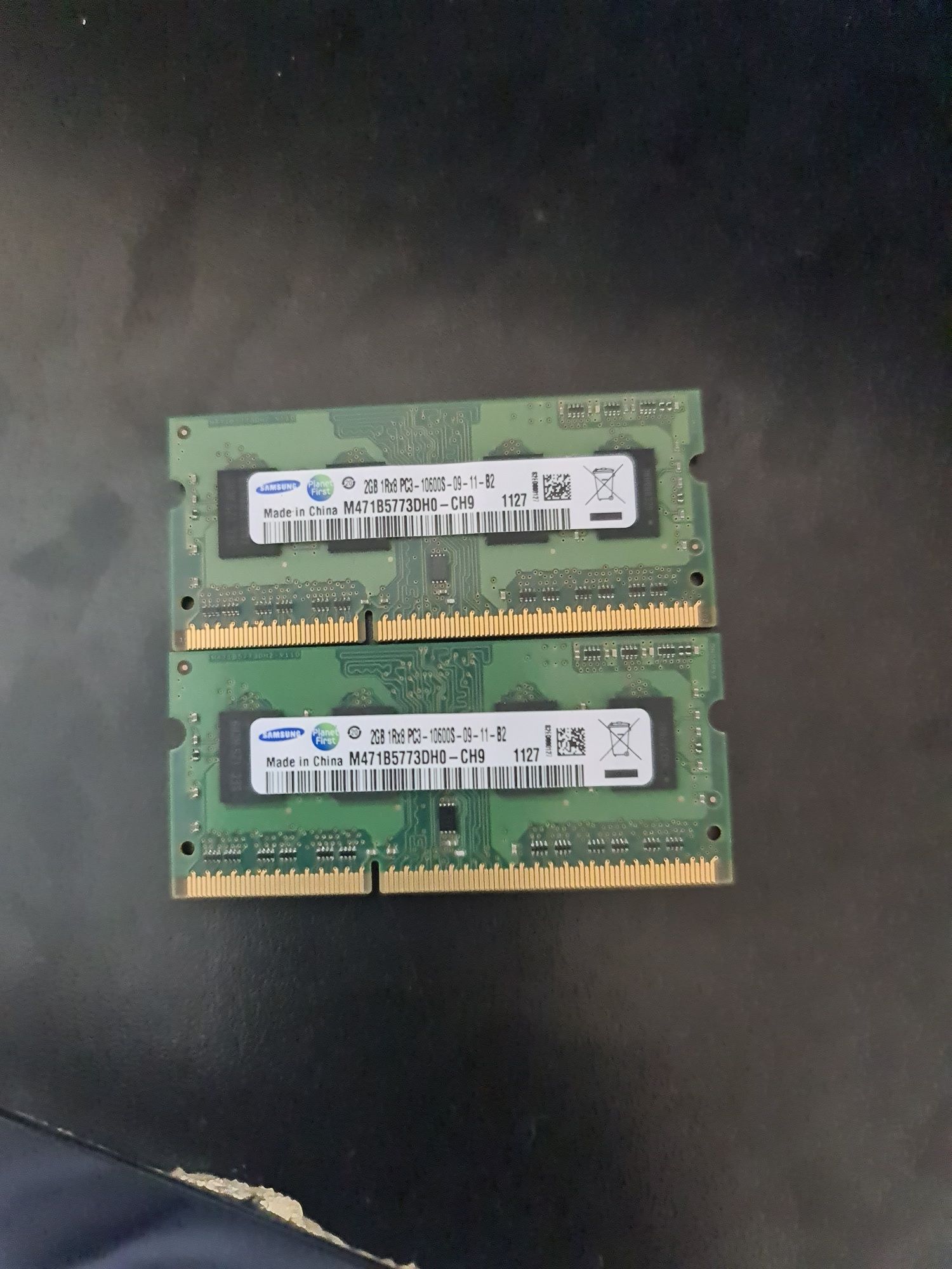 DDR3  2GB  для ноутбука