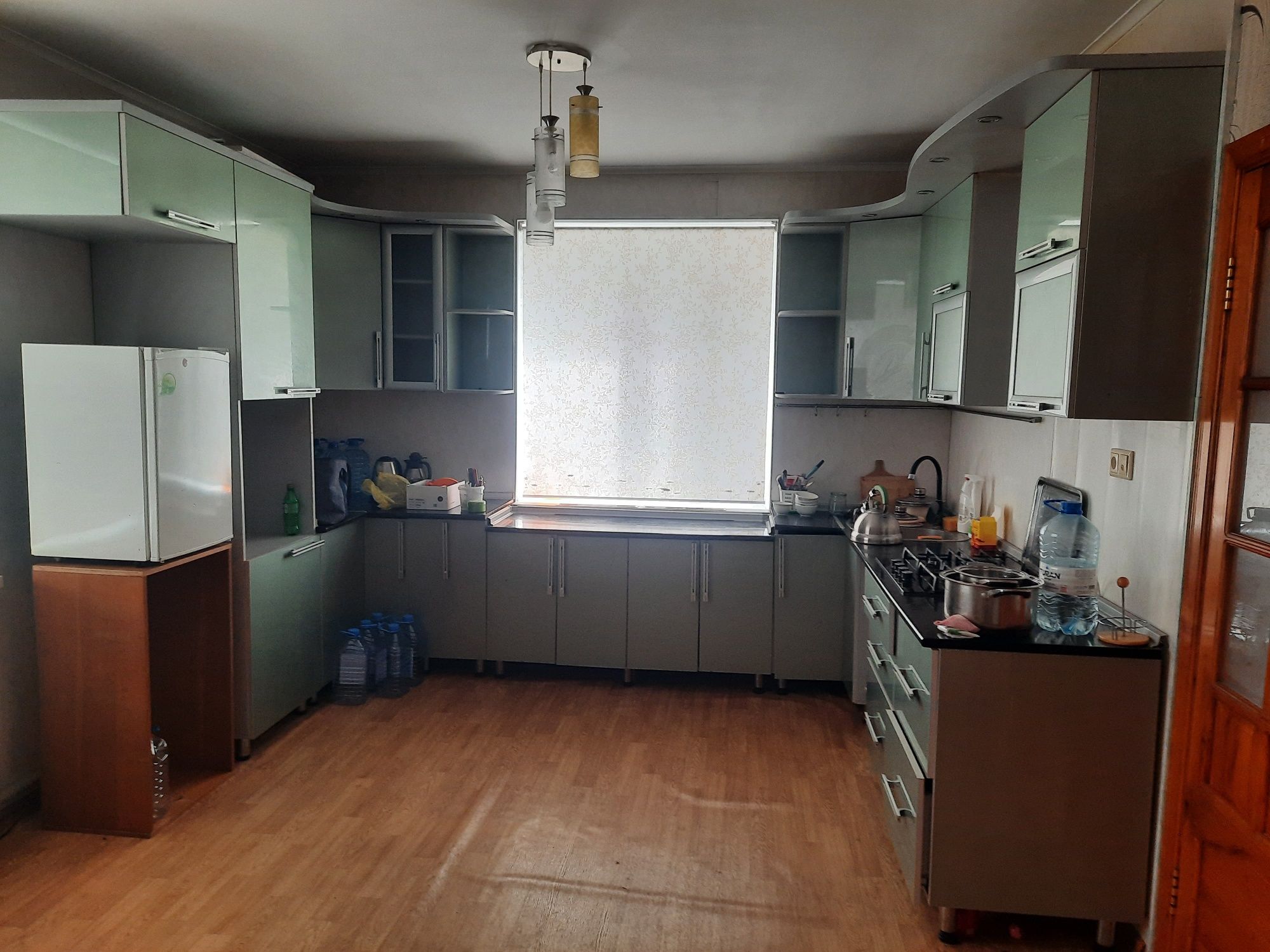 Продам встроенную кухню